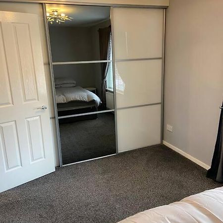 Вілла Garland Way 2 Bed House Sheffield Free Parking 5 Min From M1 Mosborough Екстер'єр фото